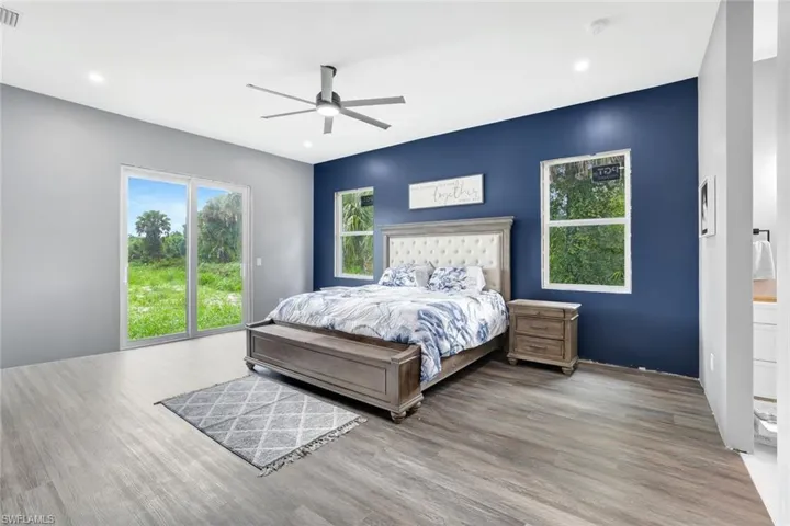 2868  16th SE AVE, Naples, FL 34117
