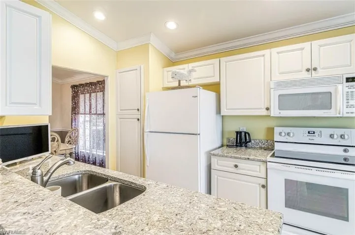 10025  Oakhurst  WAY, Fort Myers, FL 33913