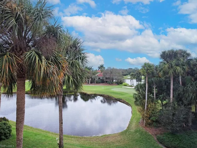 8430  Abbington  CIR, Naples, FL 34108
