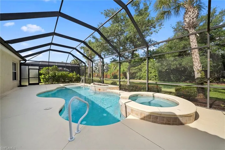 7914 Founders Cir, Naples, Florida 34104