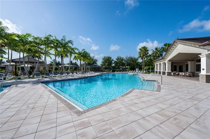 4462 Crimson Ave, Naples, Florida 34119