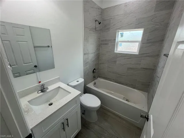 2513 22nd St W, Lehigh Acres, Florida 33971