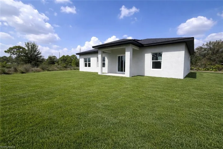 2513 22nd St W, Lehigh Acres, Florida 33971