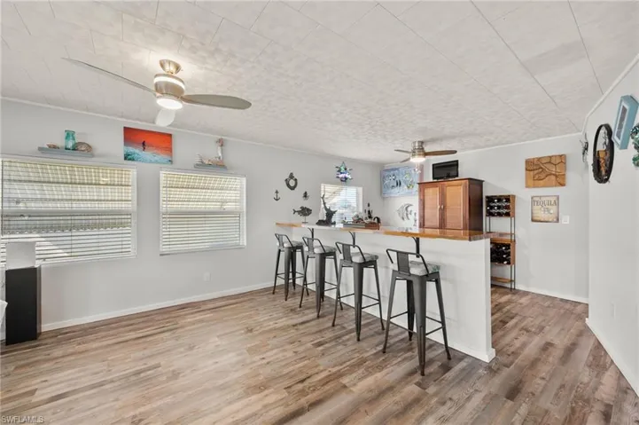 204 Sun Cir, Fort Myers, Florida 33905