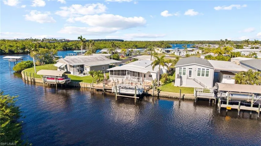 204 Sun Cir, Fort Myers, Florida 33905
