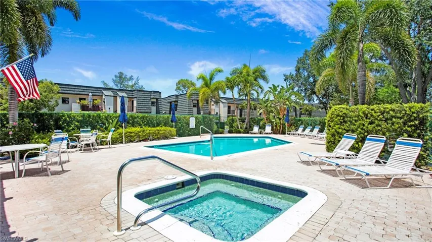 1545  Oyster Catcher  PT, Naples, FL 34105