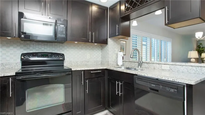 1545  Oyster Catcher  PT, Naples, FL 34105