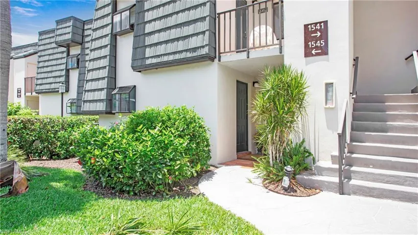 1545  Oyster Catcher  PT, Naples, FL 34105