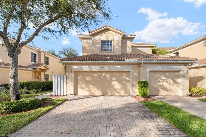 6010  Jonathans Bay  CIR, Fort Myers, FL 33908
