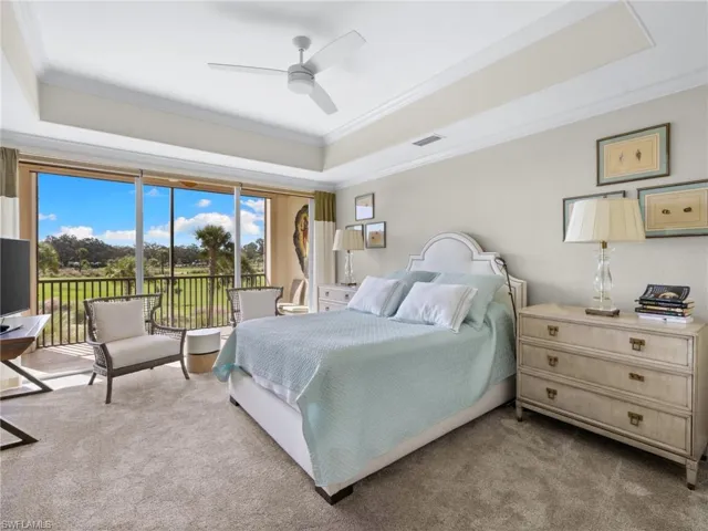 560 El Camino Real 1102, Naples, Florida 34119