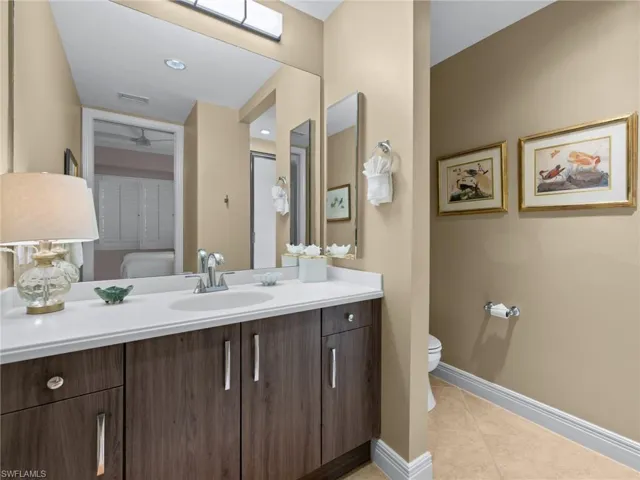 560 El Camino Real 1102, Naples, Florida 34119