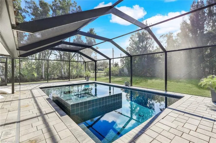 6840  Briarcliff  RD, Fort Myers, FL 33912