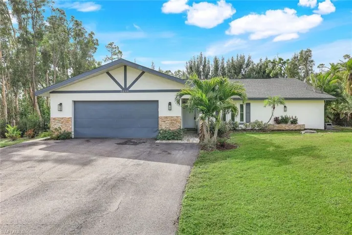 6840  Briarcliff  RD, Fort Myers, FL 33912