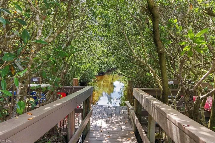 641 Periwinkle Way A-3, Sanibel, Florida 33957