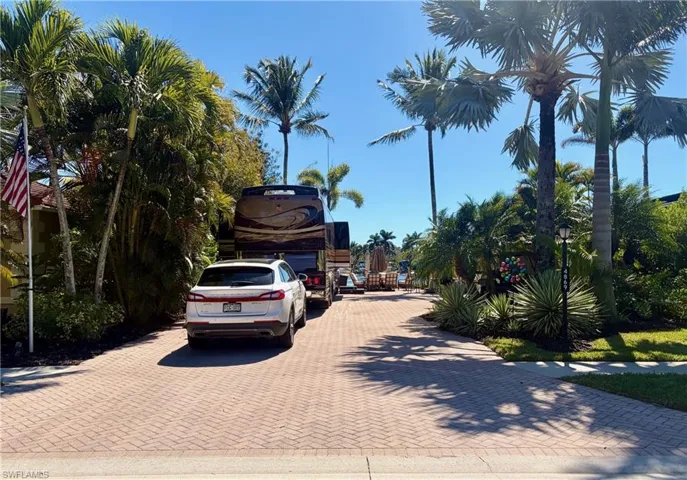 4869 Southern Breeze Dr, Naples, Florida 34114
