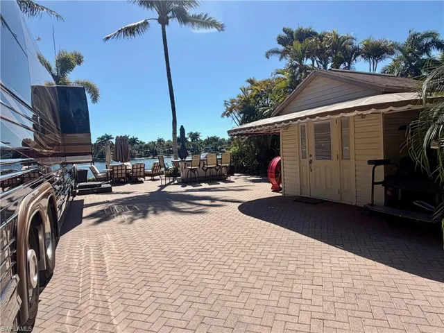 4869 Southern Breeze Dr, Naples, Florida 34114