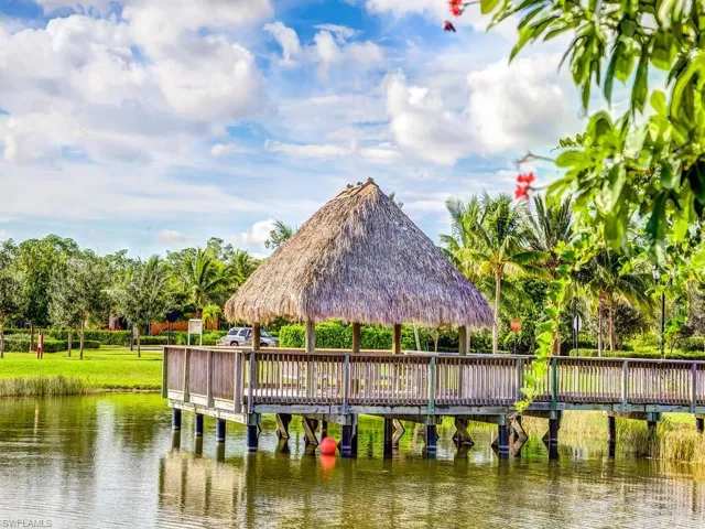 Fishing pier