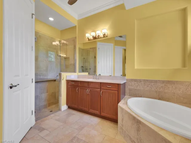 8847 Sarita CT, FORT MYERS FL 33912