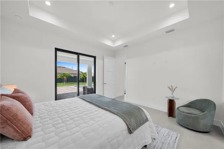 106 NE 11th  TER, Cape Coral, FL 33909