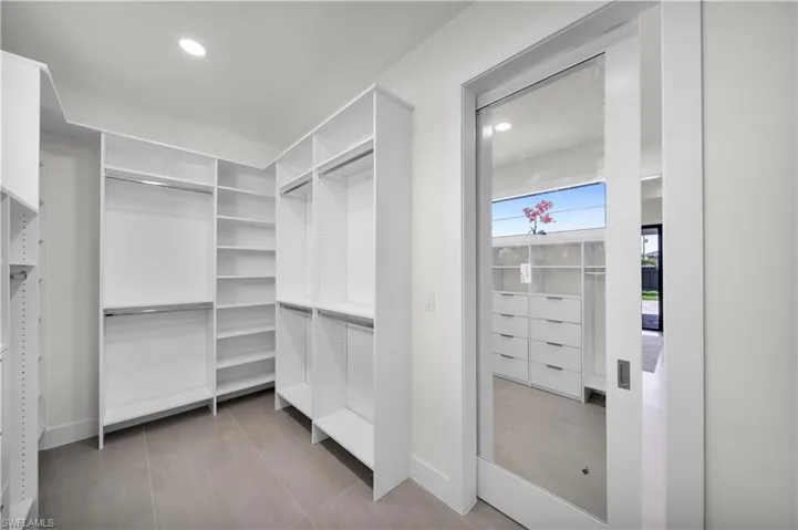 106 NE 11th  TER, Cape Coral, FL 33909