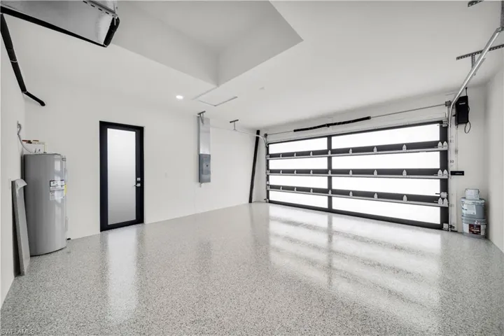 106 NE 11th  TER, Cape Coral, FL 33909