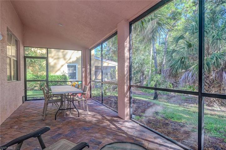 Screened-in lanai