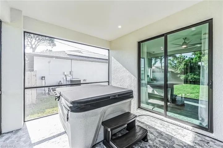4618 Catalina Ln, Bonita Springs, Florida 34134