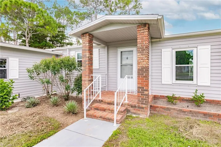 19679  Eagle Trace  CT, North Fort Myers, FL 33903