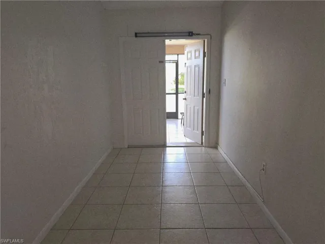 4472 30th Pl Sw, Naples, Florida 34116