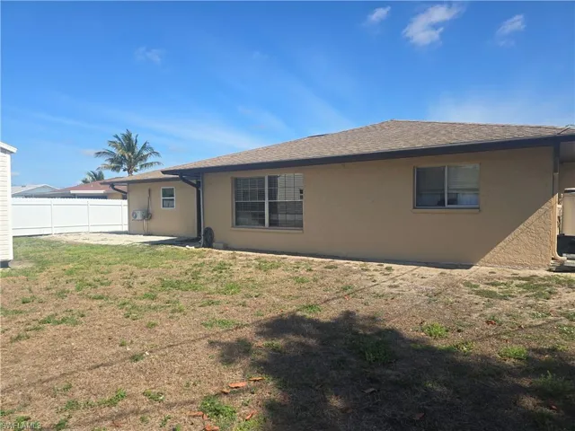 4472 30th Pl Sw, Naples, Florida 34116