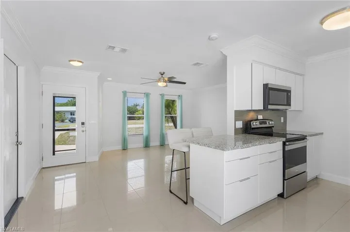 5251 Tower Dr, Cape Coral, Florida 33904