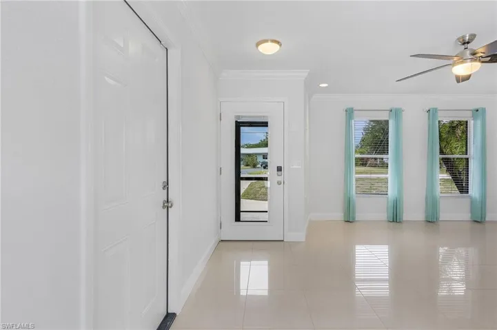5251 Tower Dr, Cape Coral, Florida 33904