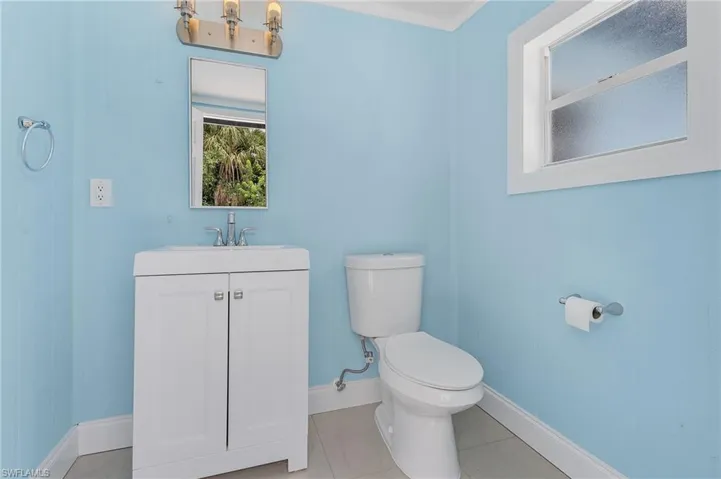 5251 Tower Dr, Cape Coral, Florida 33904
