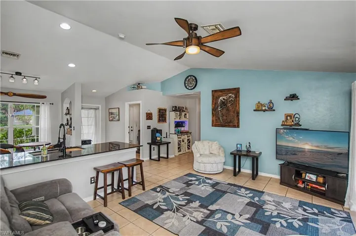 3837  Hillandale  ST, Fort Myers, FL 33905