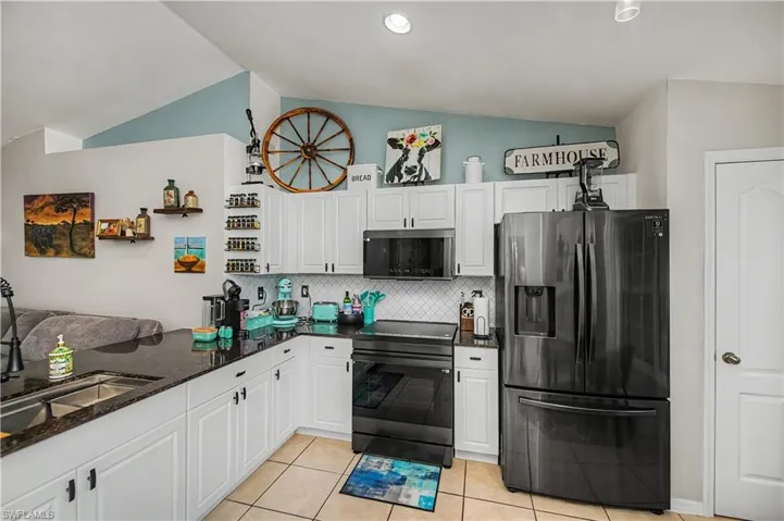 3837  Hillandale  ST, Fort Myers, FL 33905