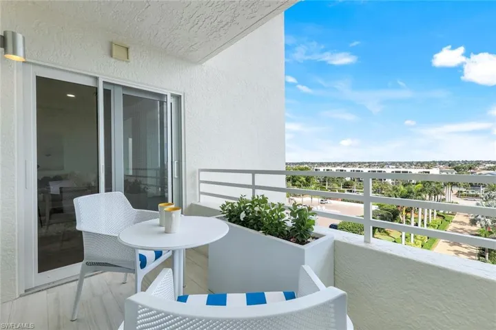 Private balcony off guest room and entryway