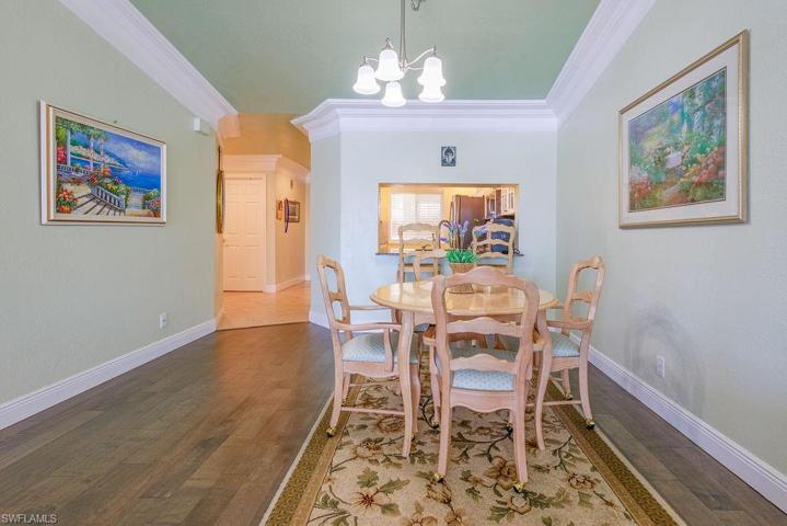 7784  Emerald  CIR, Naples, FL 34109