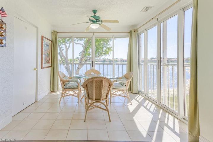 7784  Emerald  CIR, Naples, FL 34109