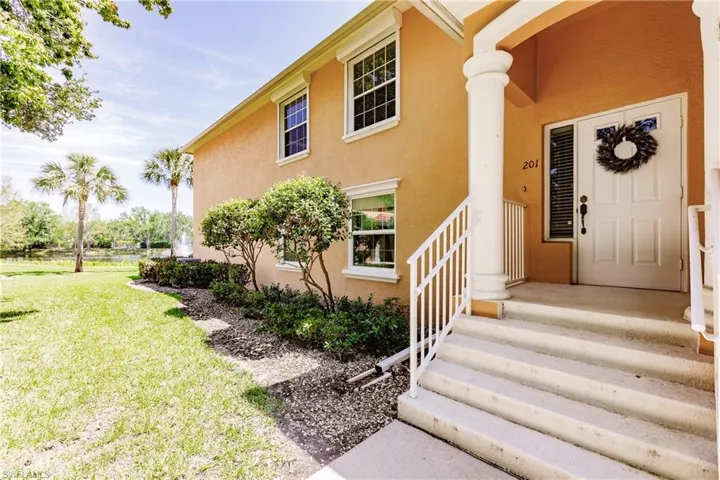 13851 Eagle Ridge Lakes Dr # 201, Fort Myers Fl 33912