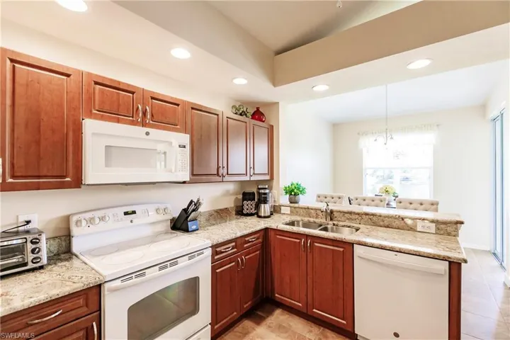13851 Eagle Ridge Lakes Dr # 201, Fort Myers Fl 33912