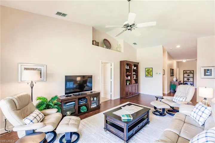 13851 Eagle Ridge Lakes Dr # 201, Fort Myers Fl 33912