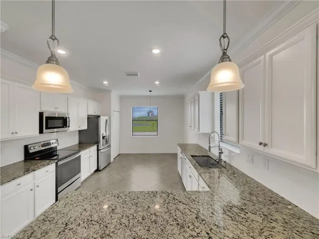 14012  Vindel  CIR, Fort Myers, FL 33905