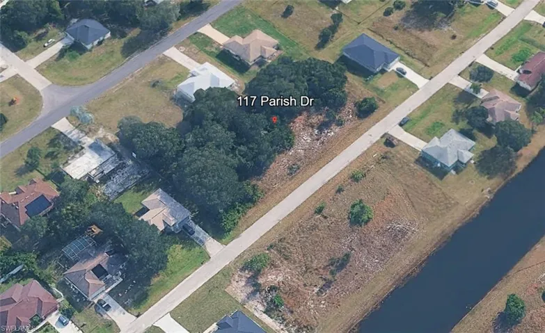 117 Parish Dr, Lehigh Acres, Florida 33974