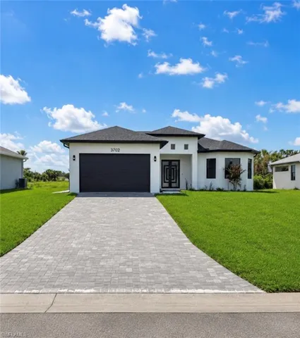 3702 Nw 42nd St, Cape Coral, Florida 33993