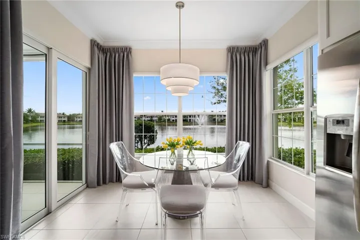 8008  Signature Club  CIR, Naples, FL 34113