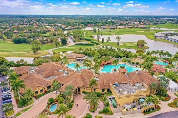 8008  Signature Club  CIR, Naples, FL 34113