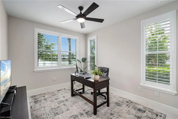 8008  Signature Club  CIR, Naples, FL 34113