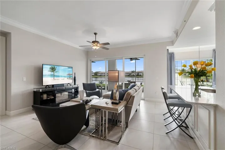 8008  Signature Club  CIR, Naples, FL 34113