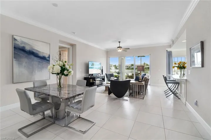8008  Signature Club  CIR, Naples, FL 34113