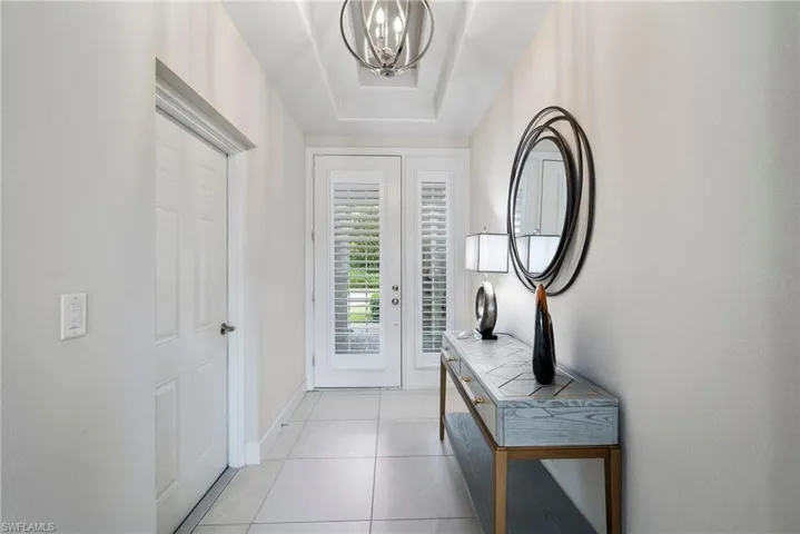 8008  Signature Club  CIR, Naples, FL 34113